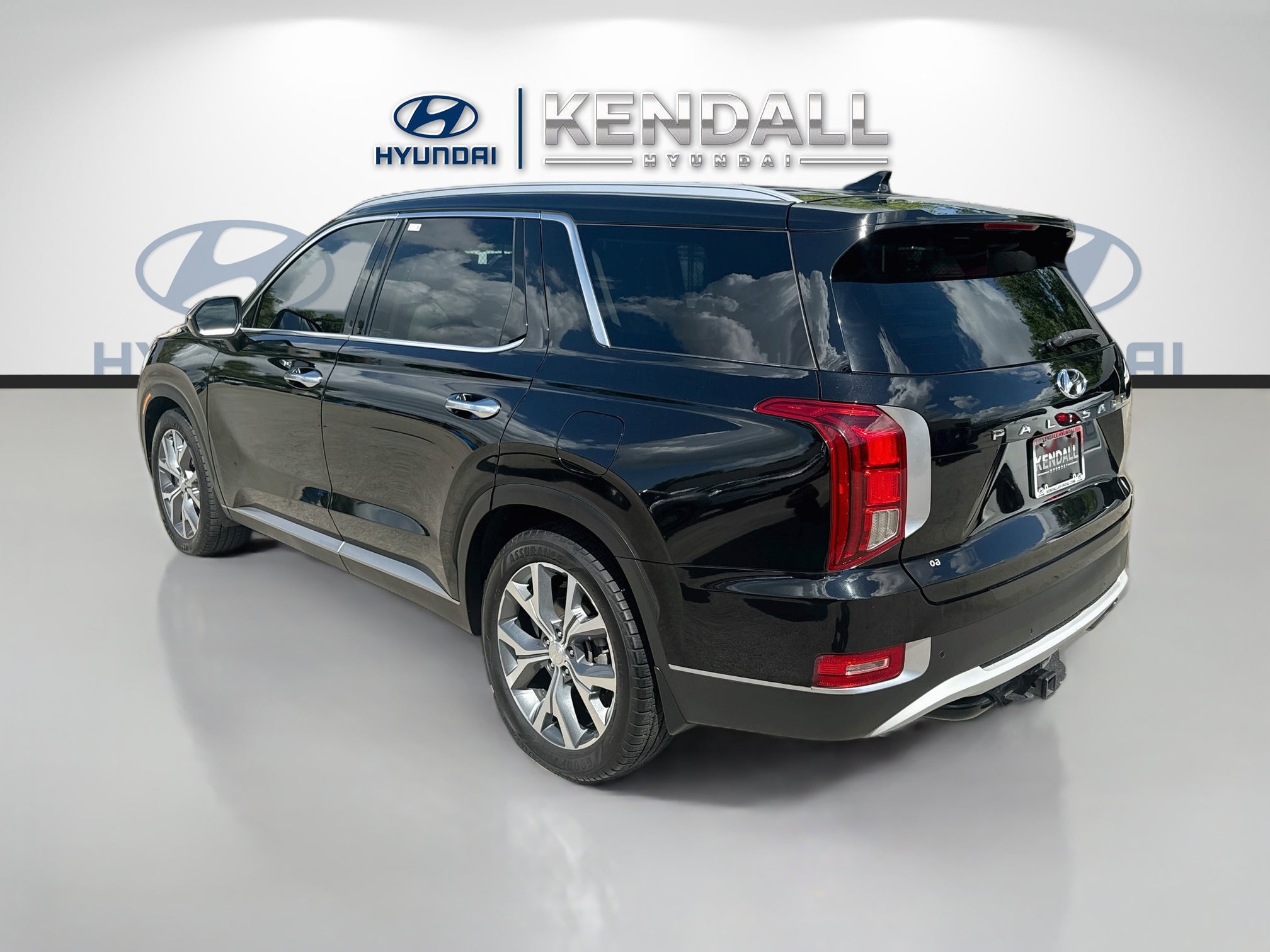 Used 2021 Hyundai Palisade SEL w/ Premium Package FWD image 4