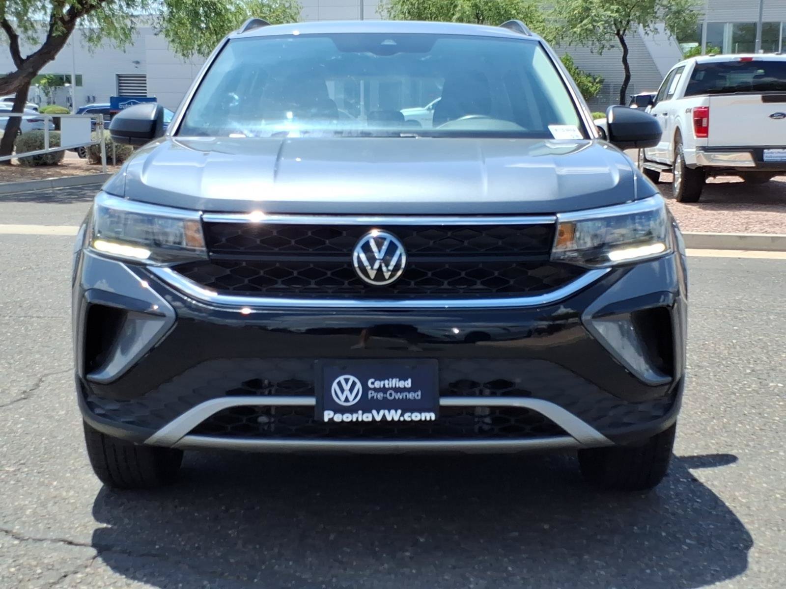 Certified 2024 Volkswagen Taos S AWD/4WD image 2