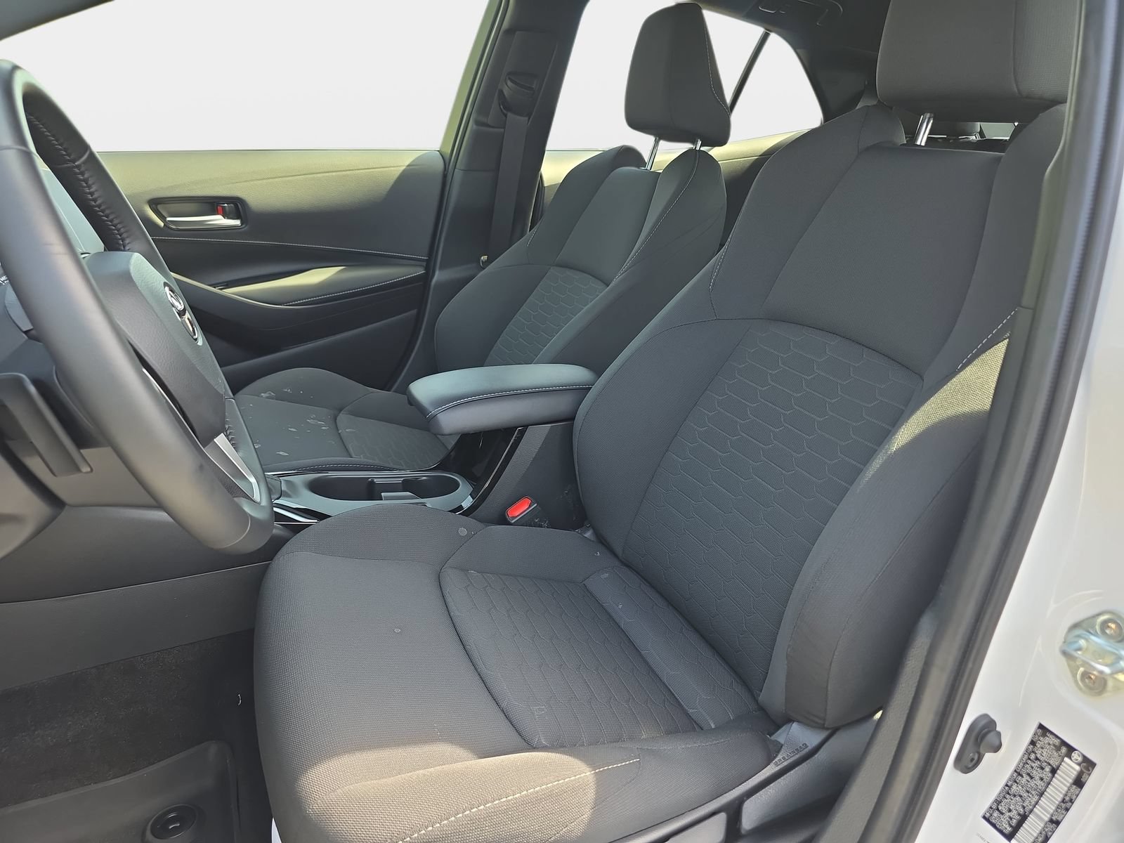 Used 2026 Toyota Corolla SE FWD image 14