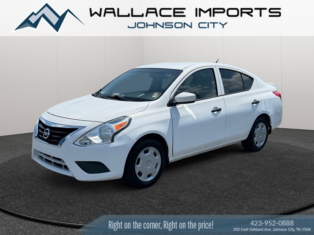 Used 2018 Nissan Versa S Plus FWD image 2