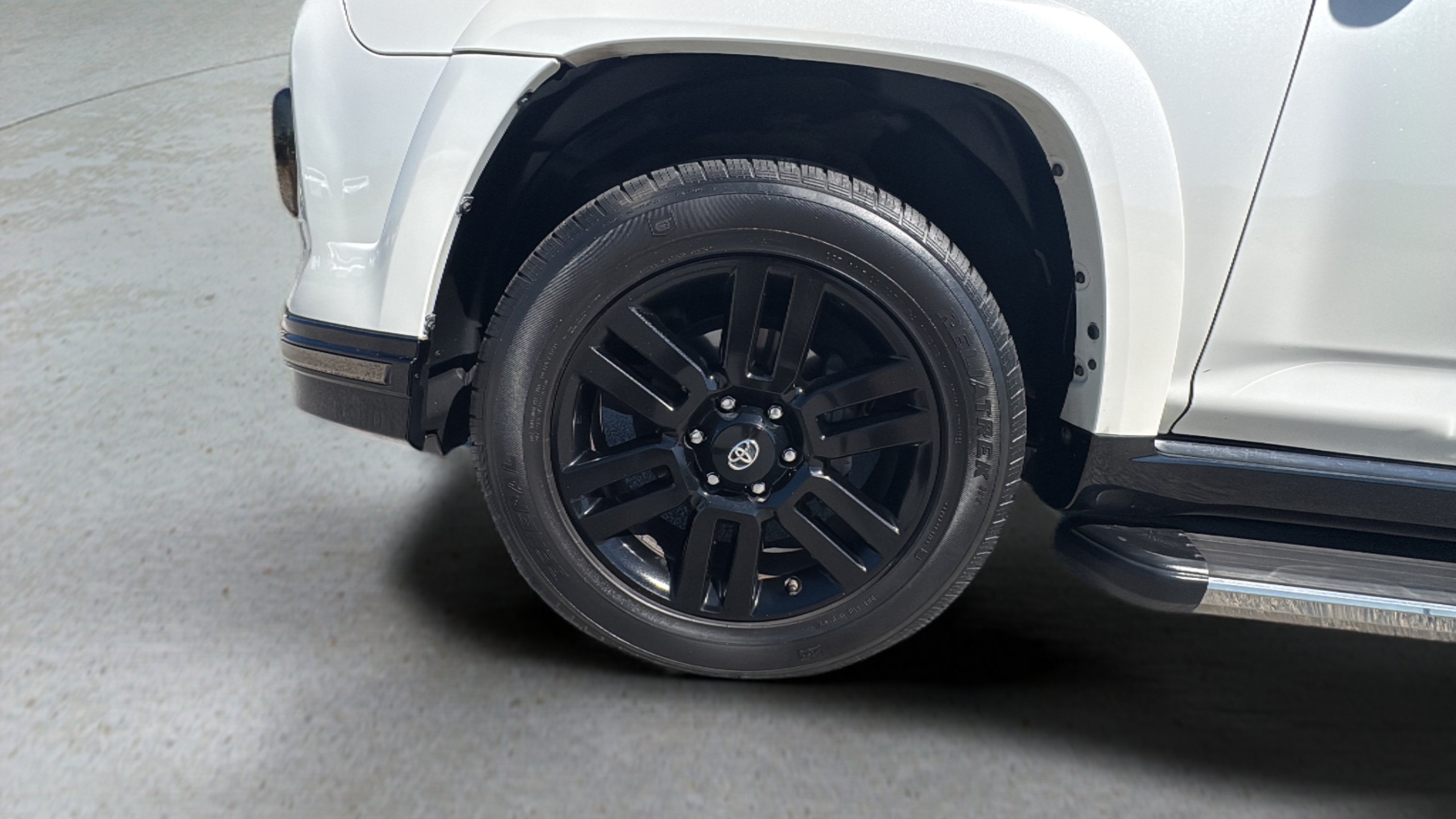 Used 2019 Toyota 4Runner Limited AWD/4WD image 15