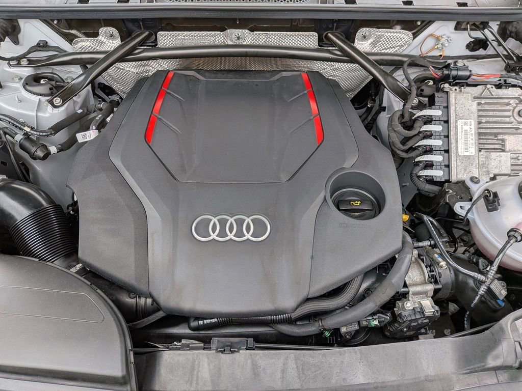 Used 2024 Audi SQ5 Prestige w/ Prestige Package image 29
