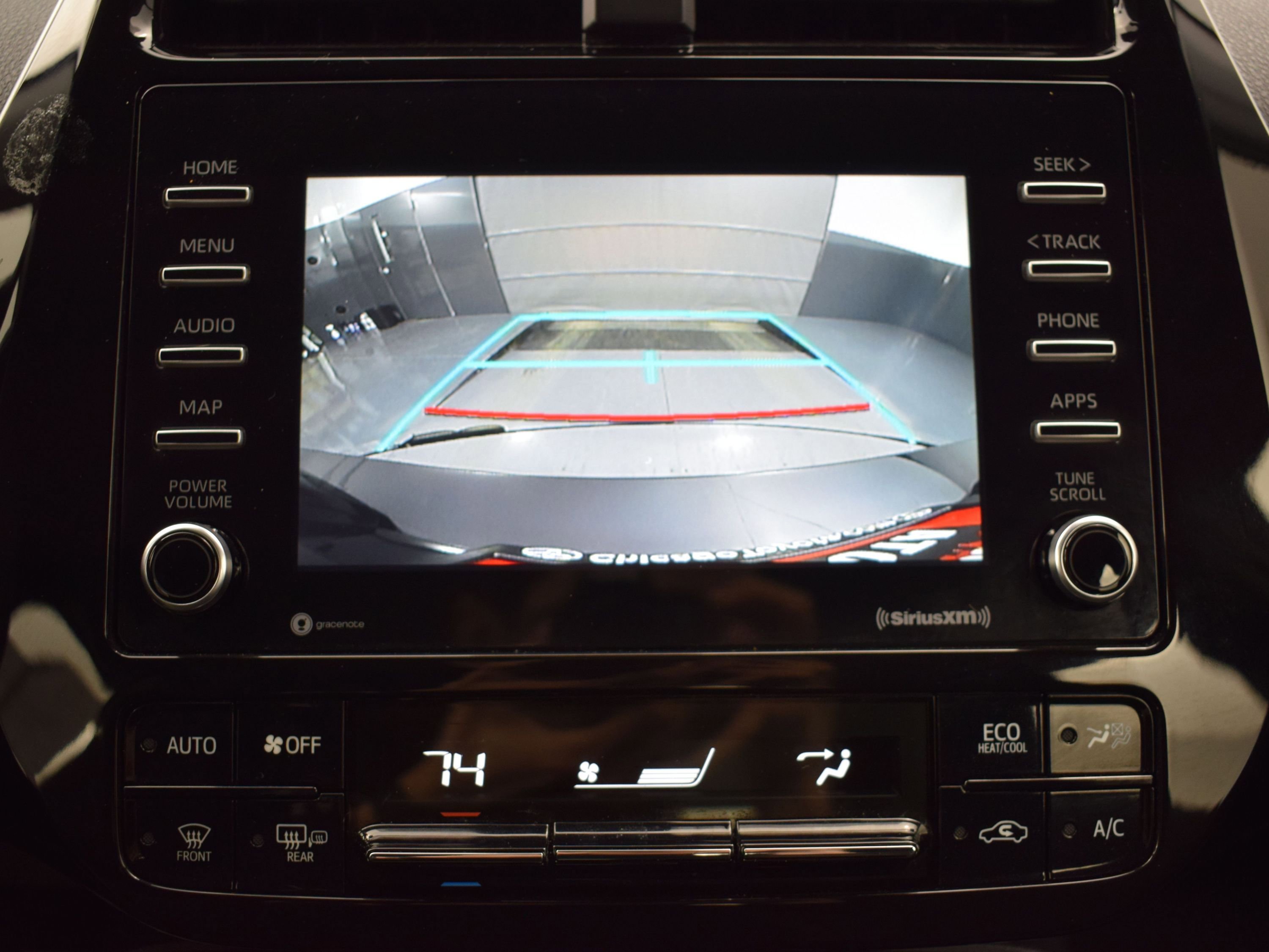 Used 2021 Toyota Prius LE image 16