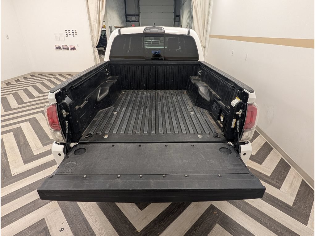 Used 2019 Toyota Tacoma TRD Pro AWD/4WD image 26