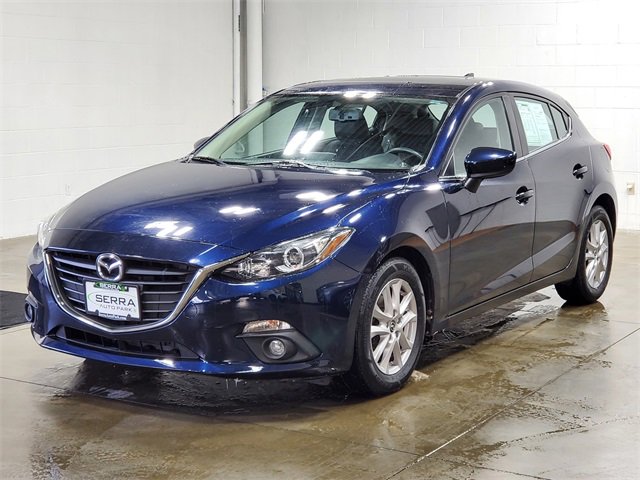 Used 2016 MAZDA MAZDA3 i Grand Touring image 2