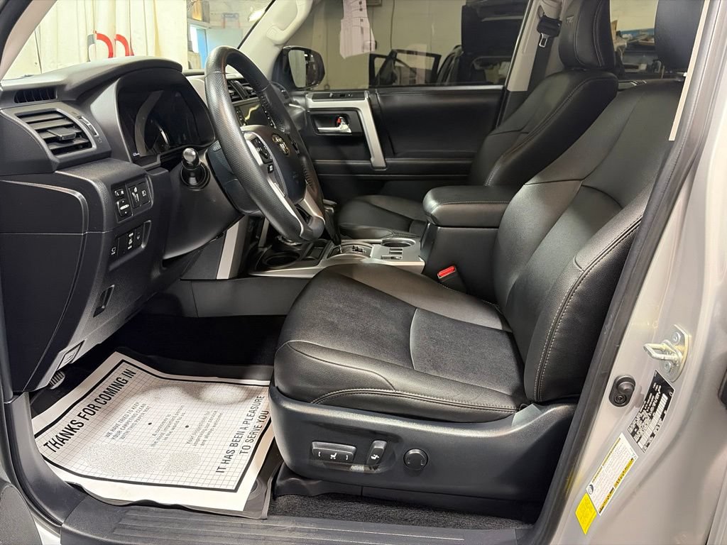 Used 2022 Toyota 4Runner TRD Sport w/ Technology Package AWD/4WD image 20