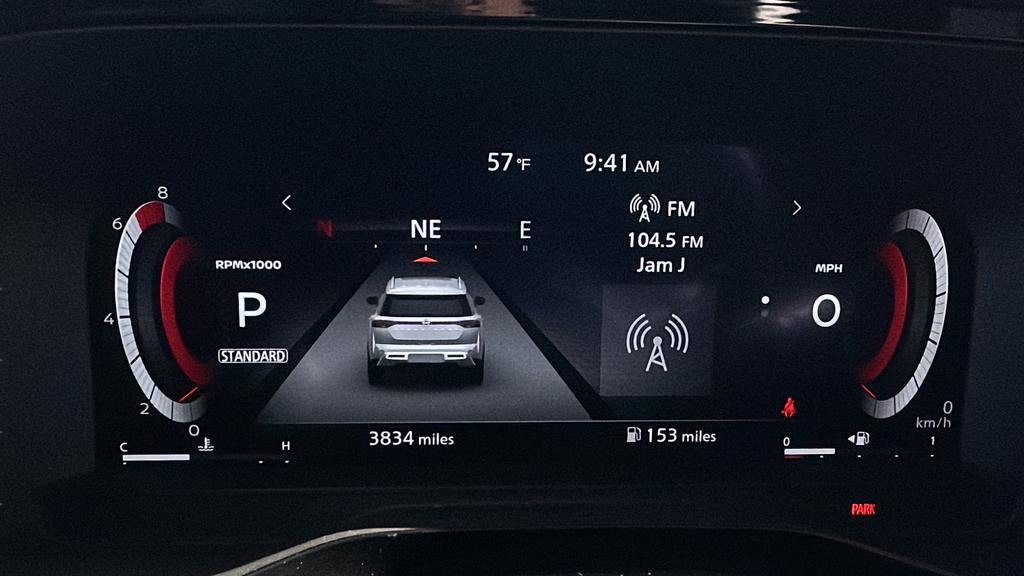 Used 2025 Nissan Pathfinder Platinum image 30