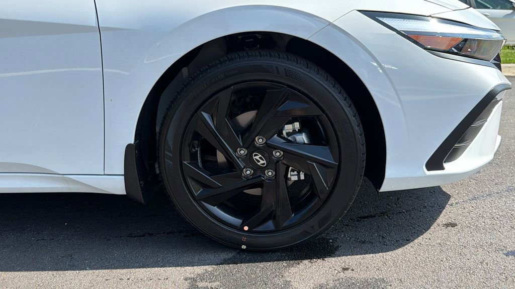 New 2026 Hyundai Elantra Sport image 12