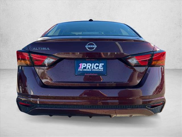 Used 2025 Nissan Altima 2.5 SV FWD image 6