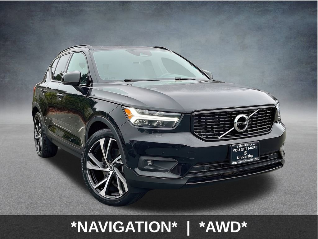 Used 2022 Volvo XC40 T5 R-Design w/ Climate Package