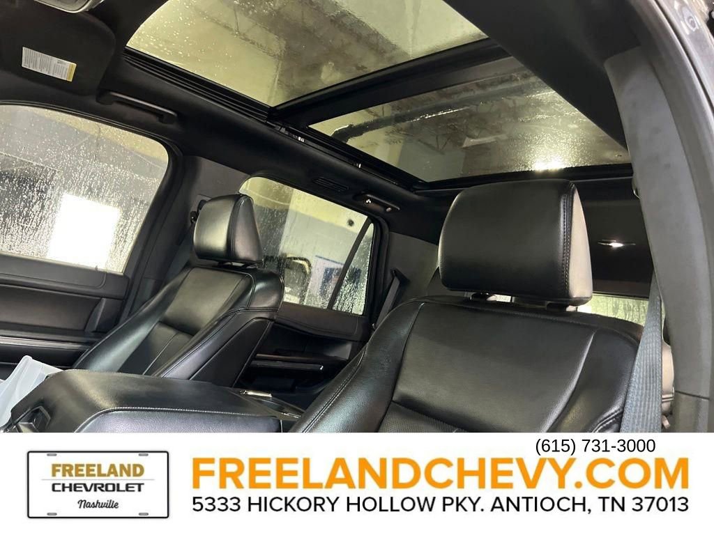 Used 2021 Ford Expedition XLT image 27