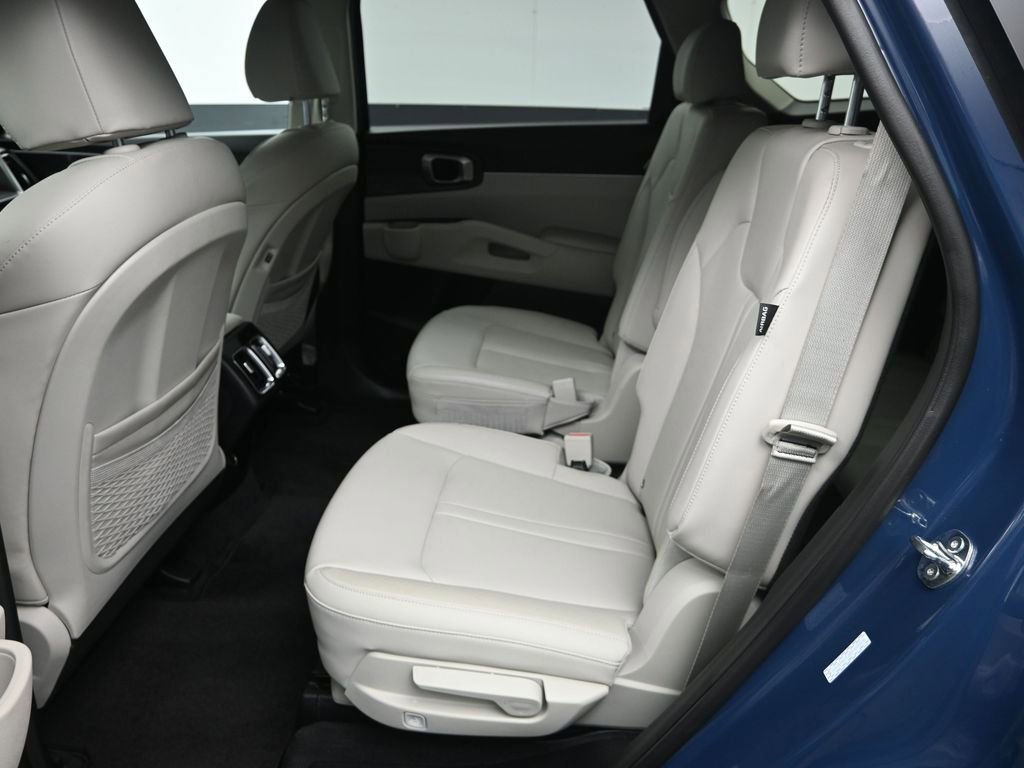 New 2025 Kia Sorento EX image 29
