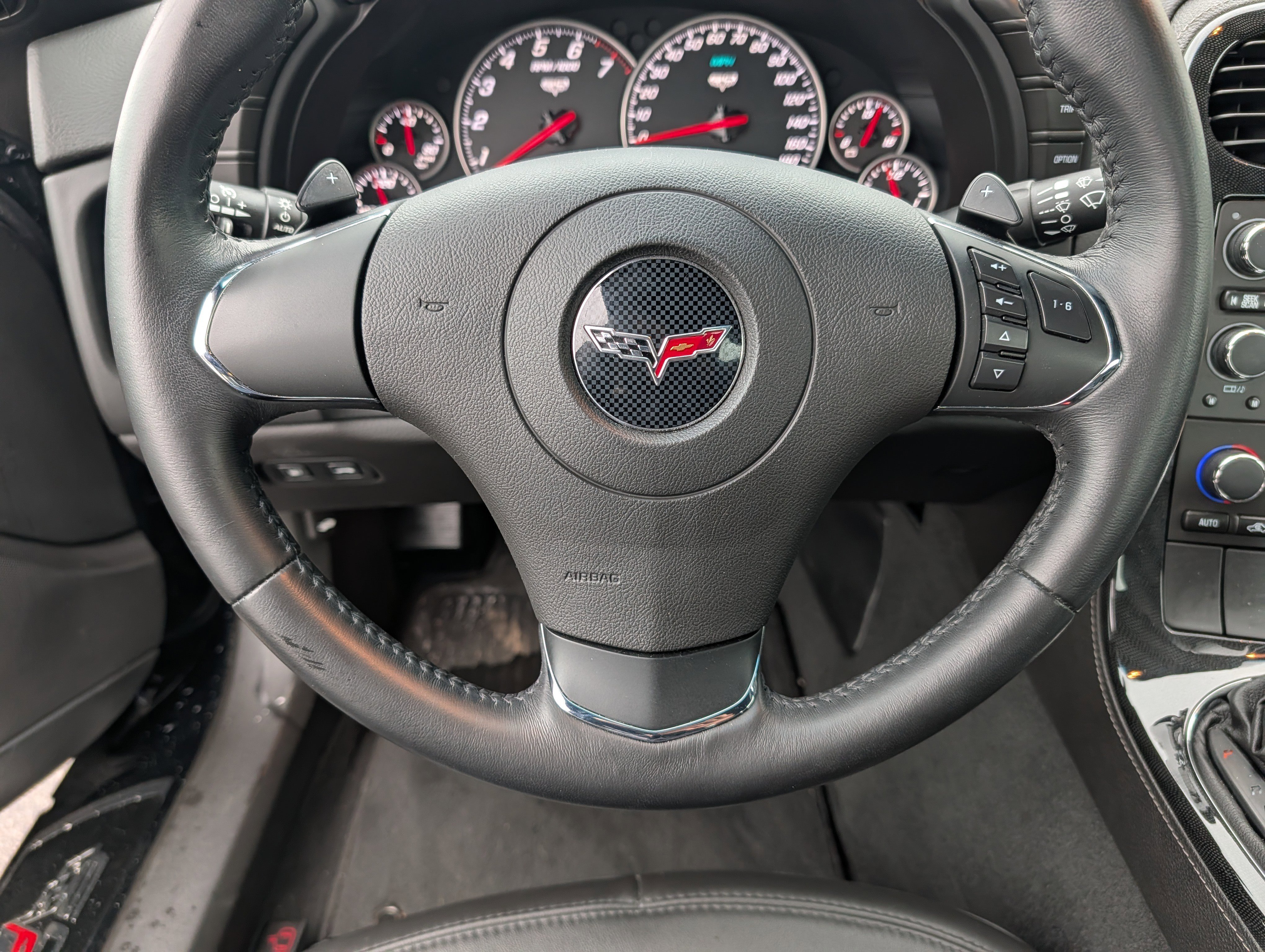 Used 2013 Chevrolet Corvette Coupe RWD image 29