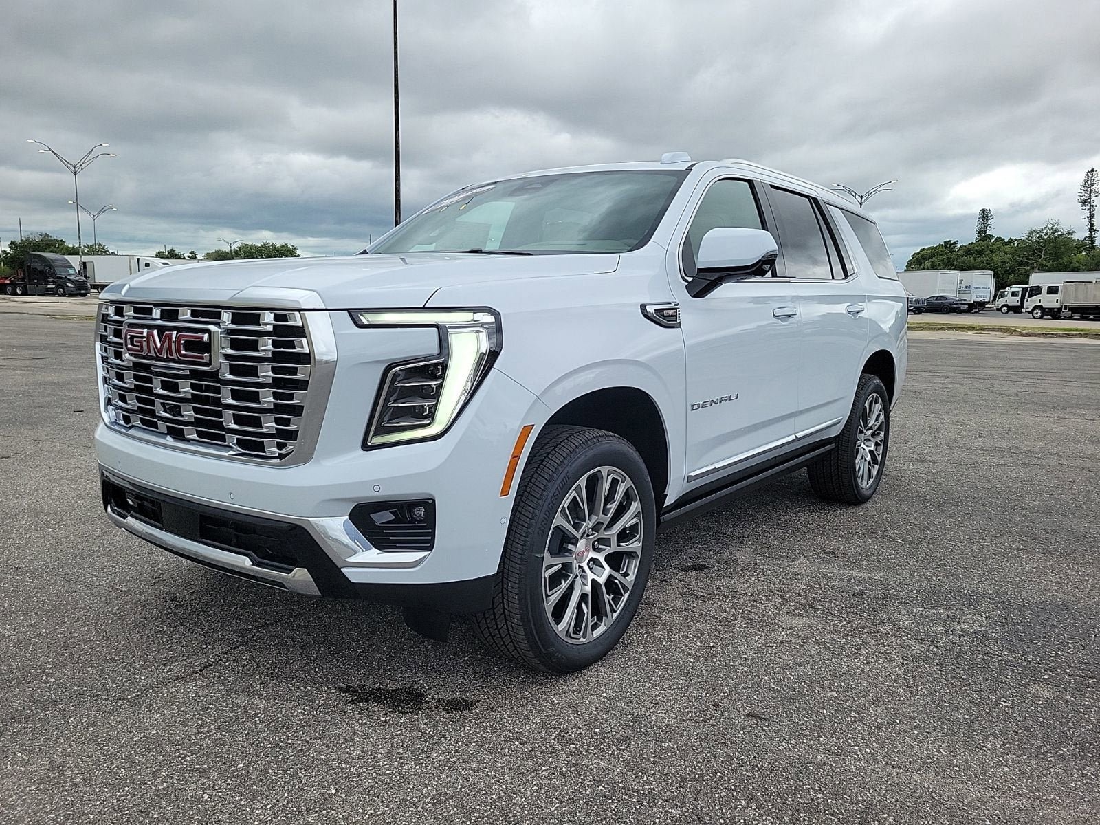 New 2026 GMC Yukon Denali video 2