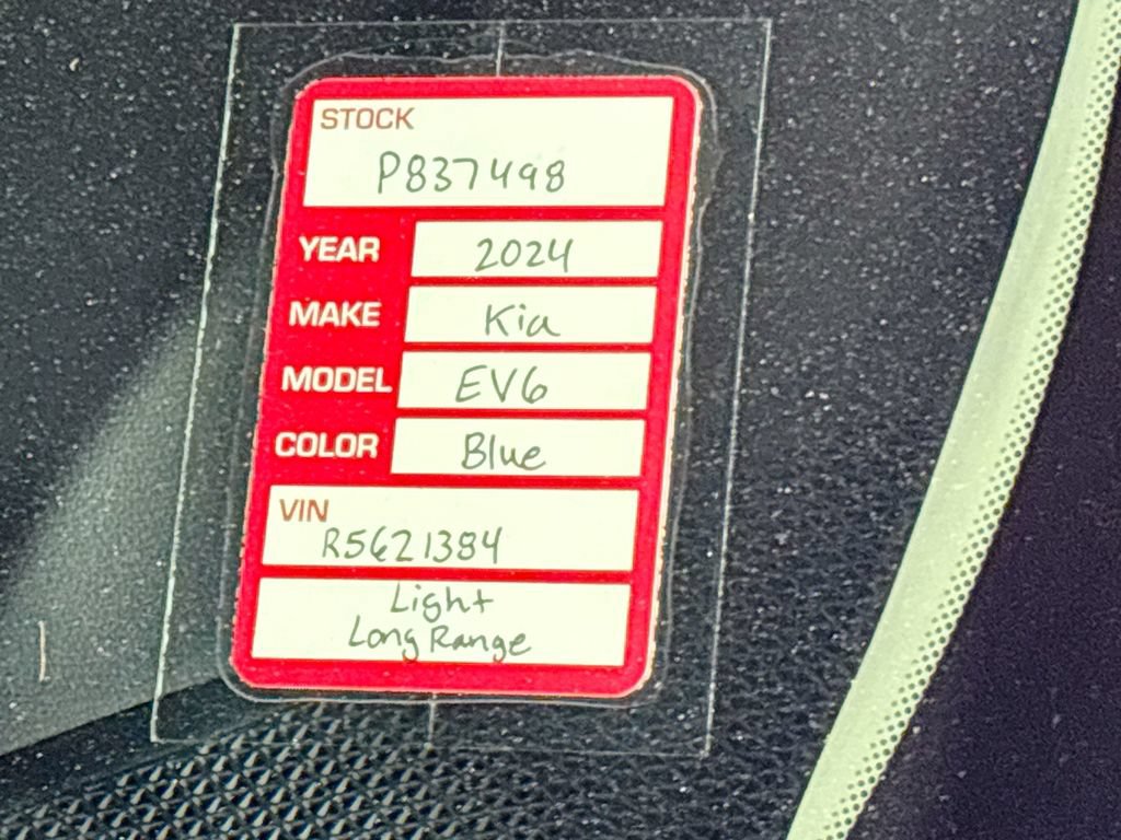 Used 2024 Kia EV6 Light AWD/4WD image 25