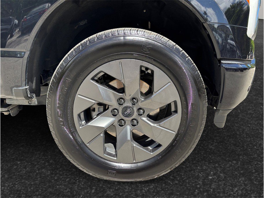 Used 2022 Ford F150 Lightning XLT w/ Equipment Group 312A High image 13