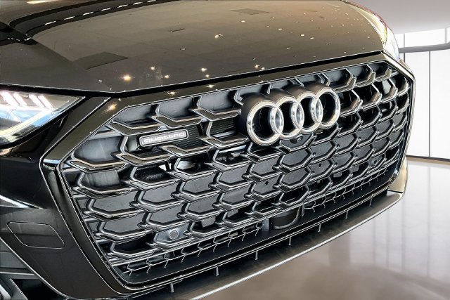 Used 2026 Audi A8 L 3.0T AWD/4WD image 33