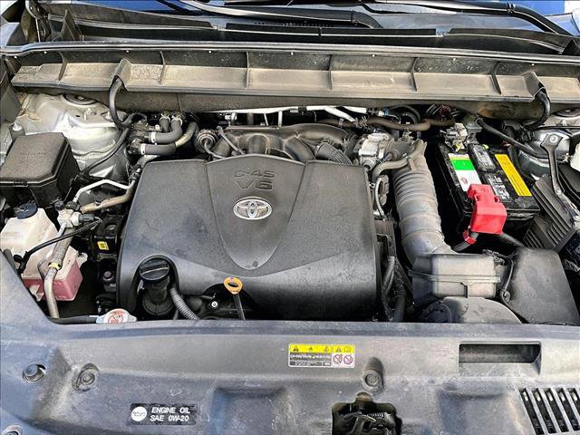 Used 2021 Toyota Highlander Platinum image 11