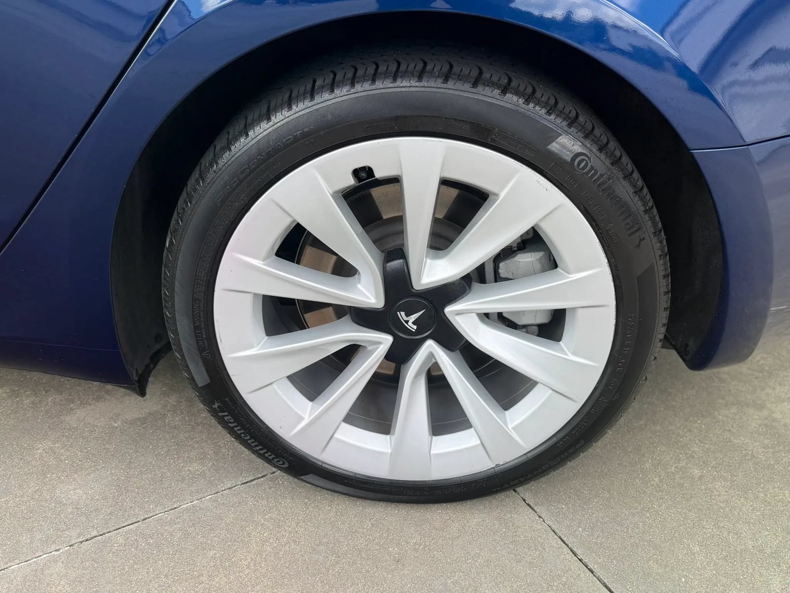 Used 2023 Tesla Model 3 Standard Range RWD image 13
