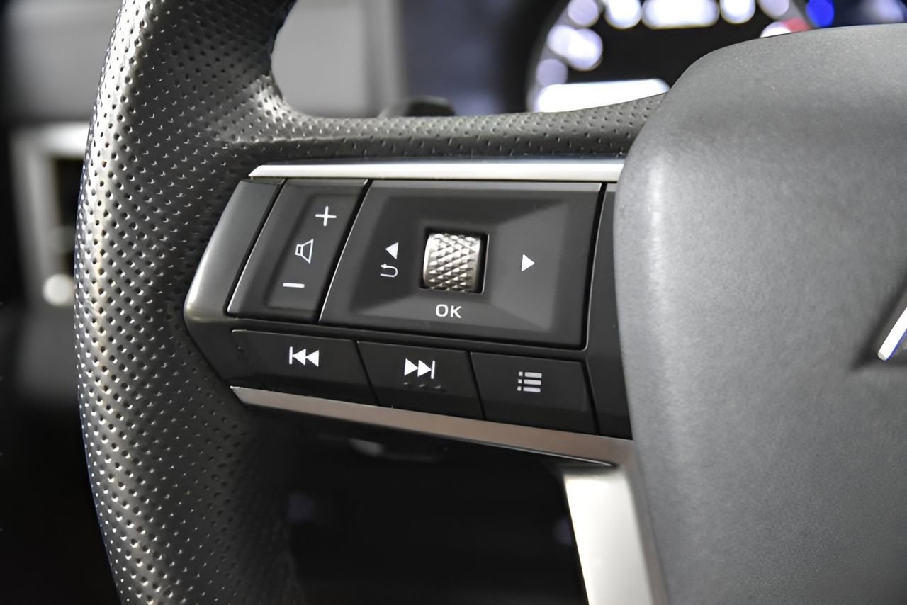 Used 2024 Mitsubishi Outlander SE image 19