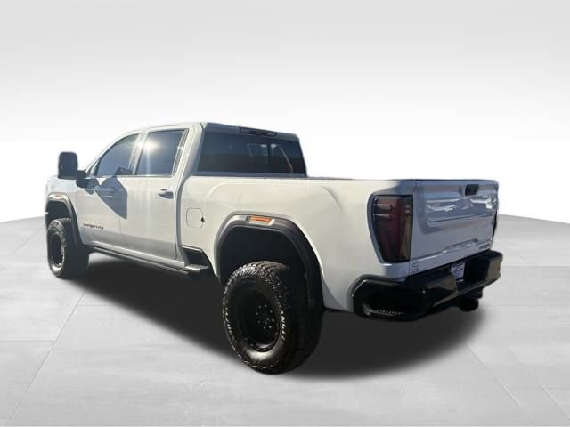 Used 2024 GMC Sierra 2500 AT4X image 7