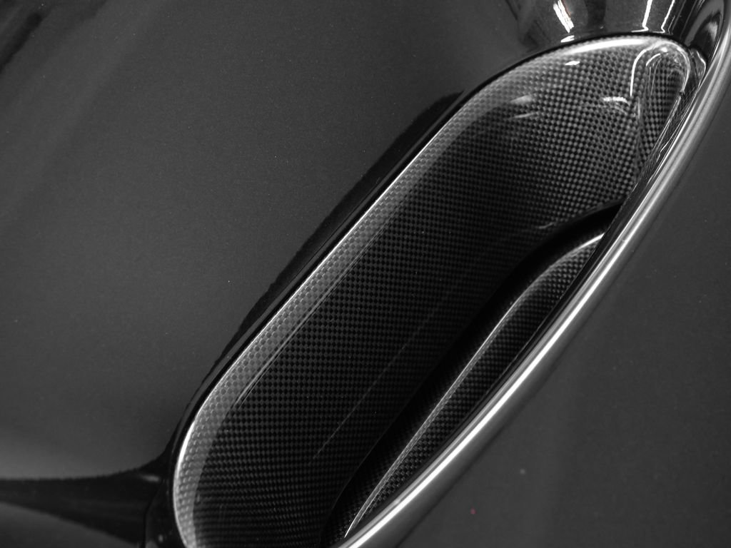 Certified 2021 Ferrari F8 Tributo RWD image 12