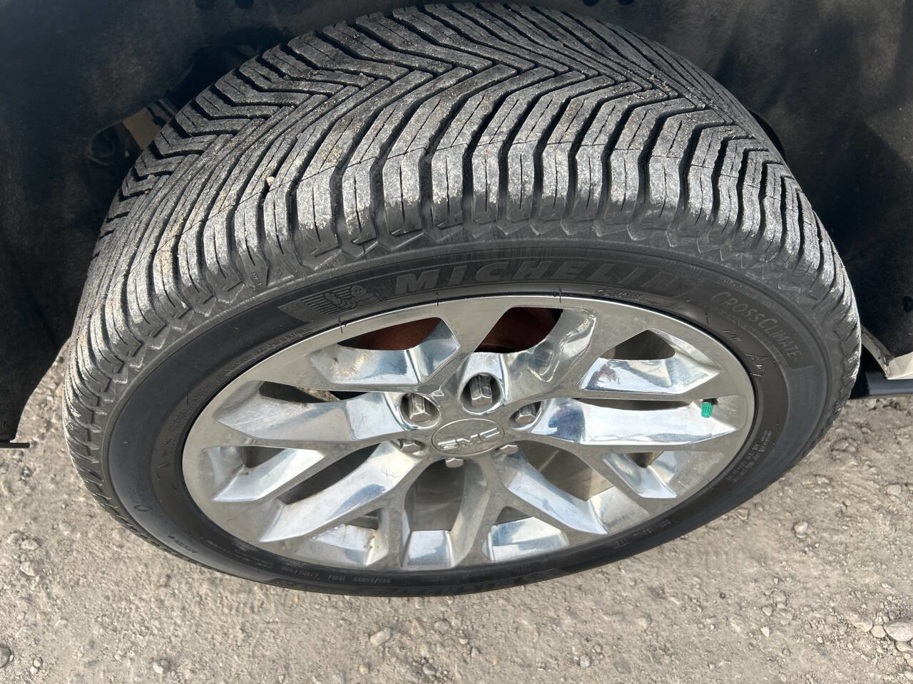 Used 2018 GMC Yukon XL Denali w/ Denali Ultimate Package image 8