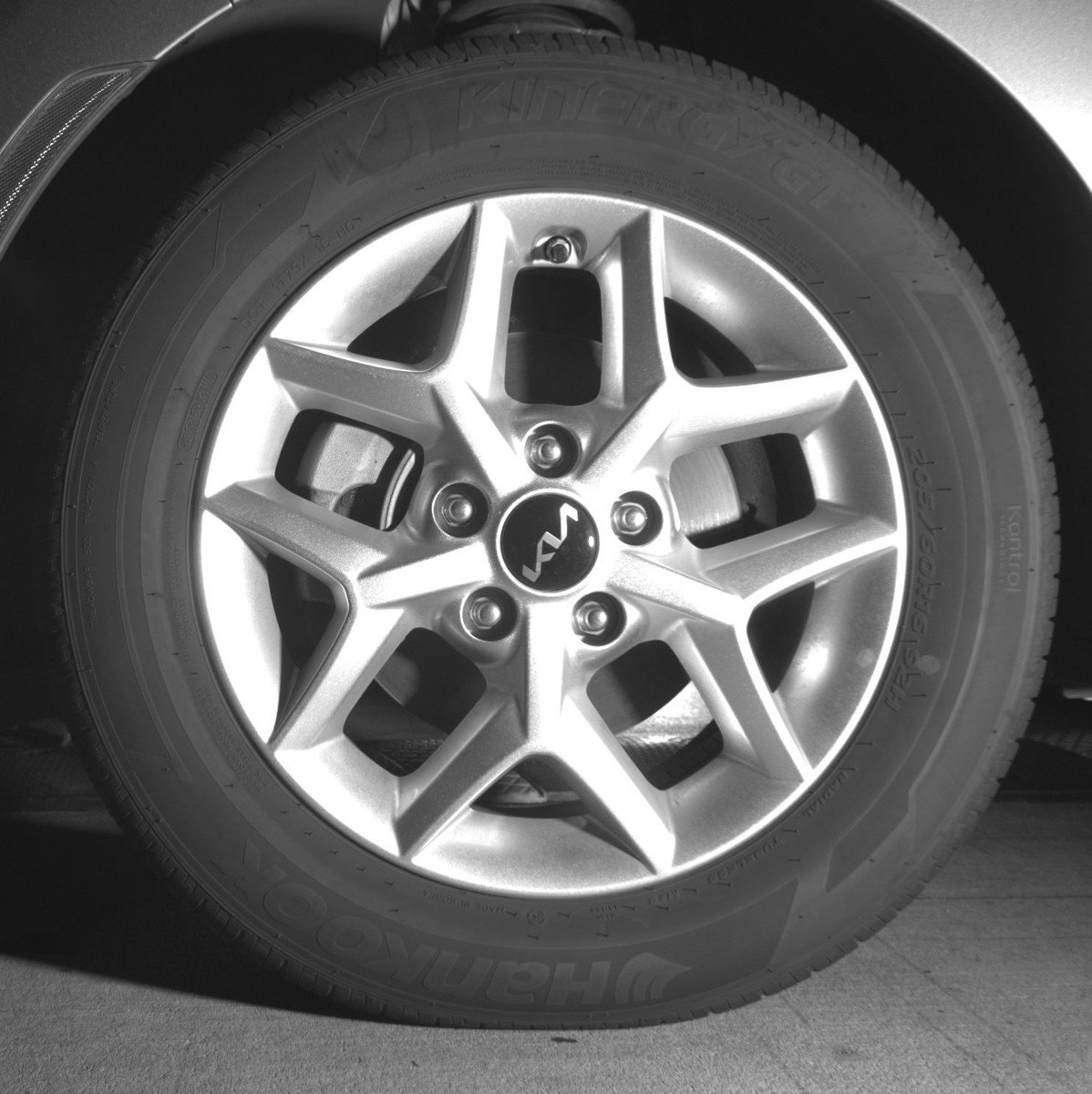 Used 2025 Kia Soul LX w/ LX Technology Package FWD image 12