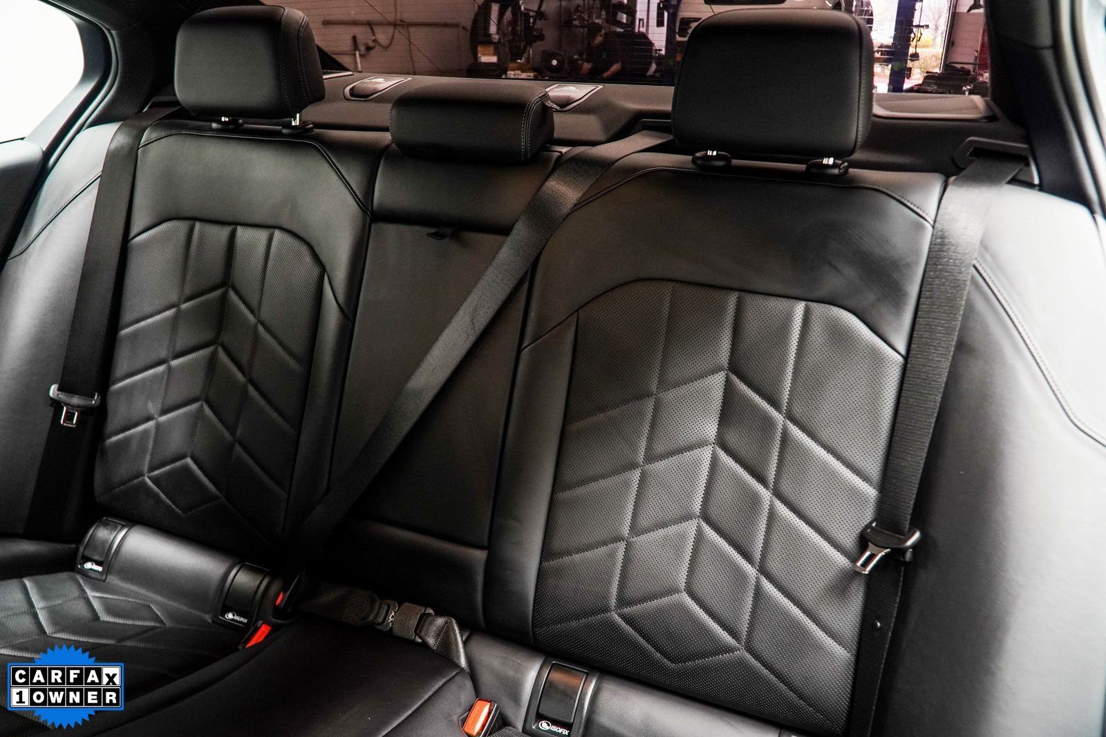 Used 2025 BMW i5 M60 w/ Premium Package image 40