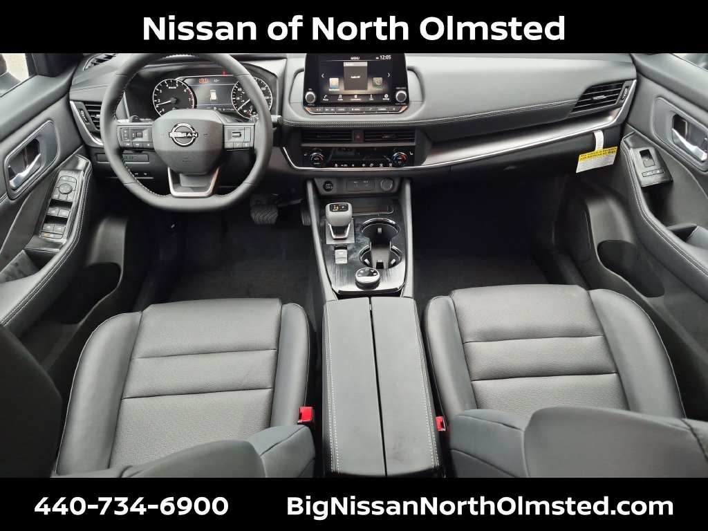 New 2026 Nissan Rogue Dark Armor AWD/4WD image 17