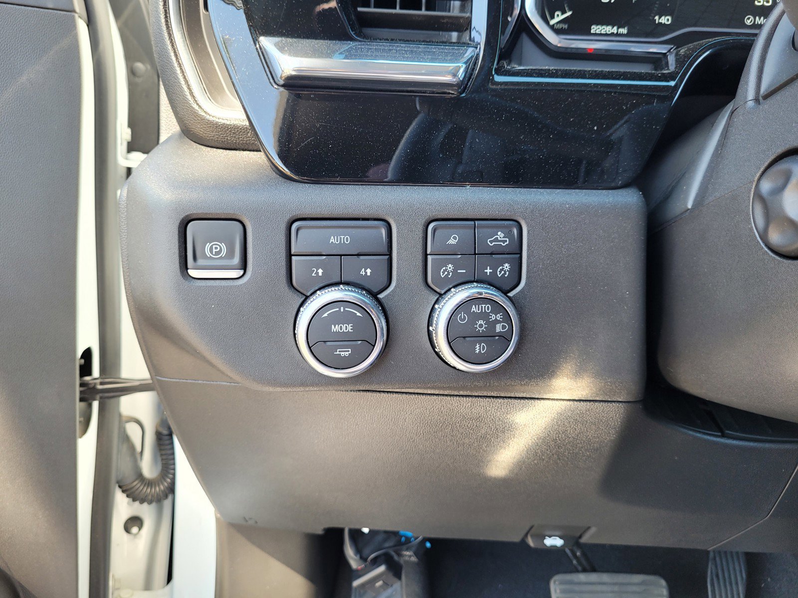Used 2023 GMC Sierra 1500 SLT w/ SLT Premium Plus Package image 23