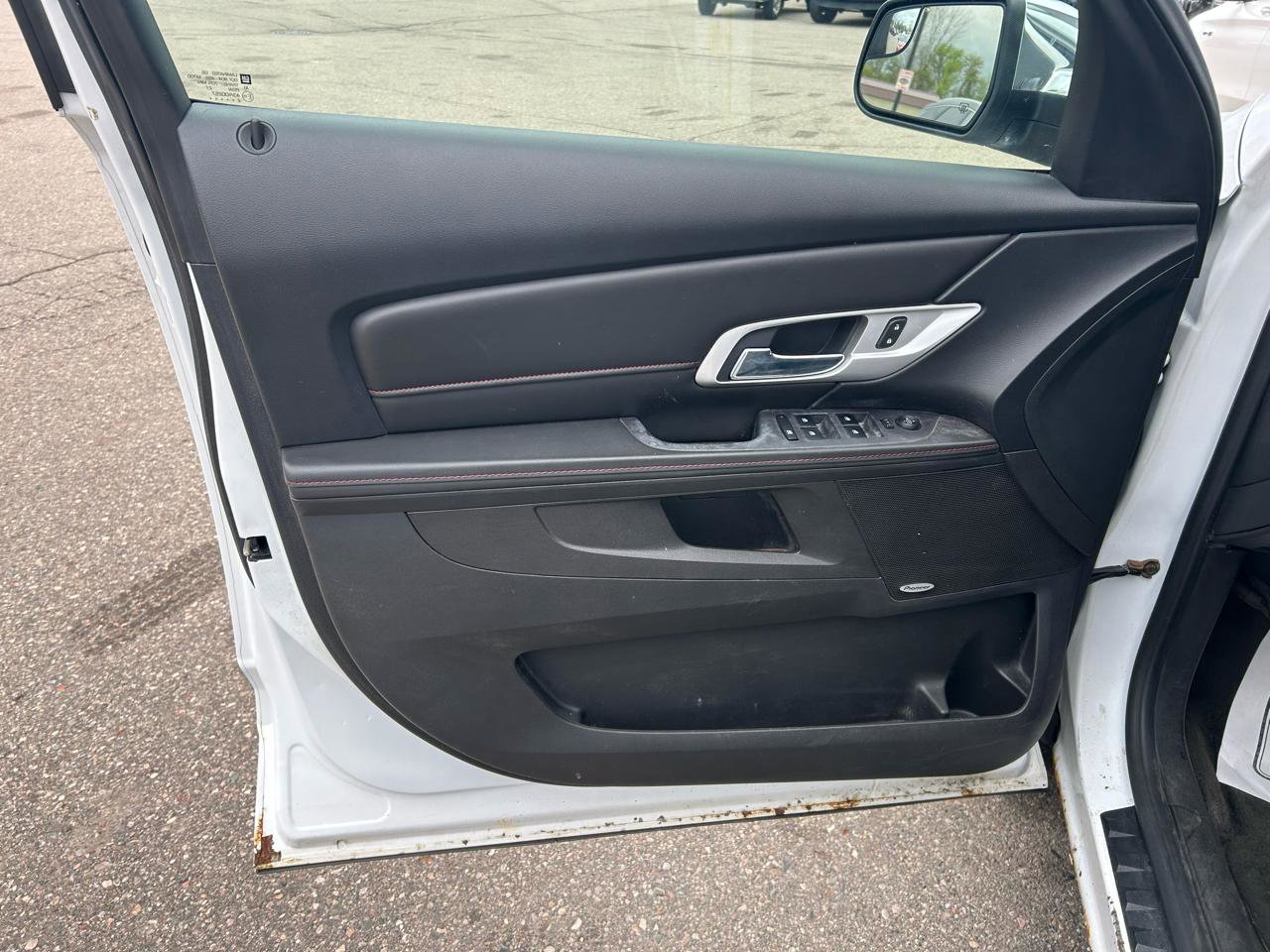 Used 2013 GMC Terrain SLT FWD image 14