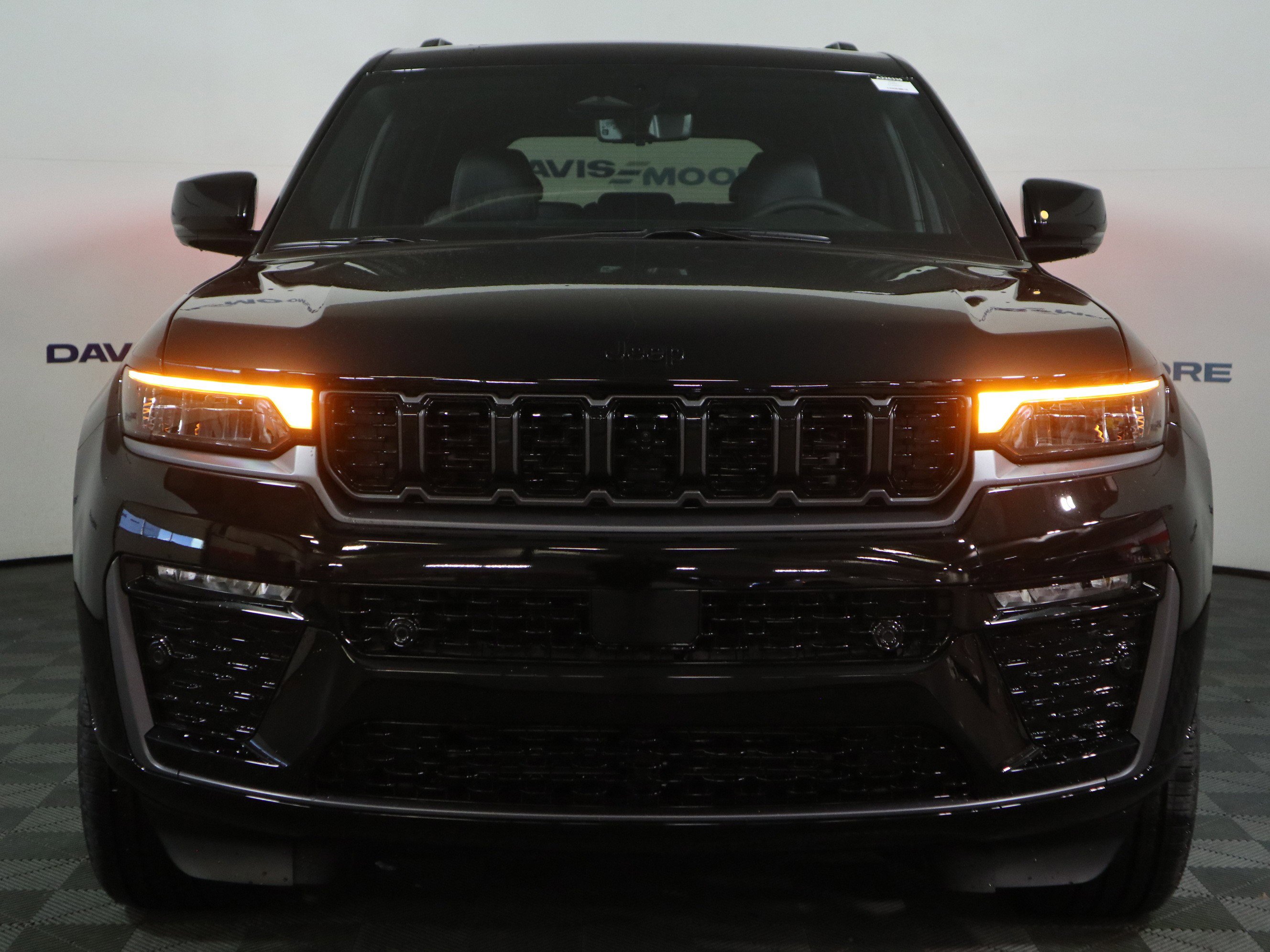 New 2026 Jeep Grand Cherokee Limited AWD/4WD image 12