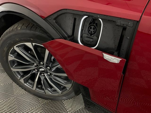 New 2026 Cadillac Lyriq Sport image 35
