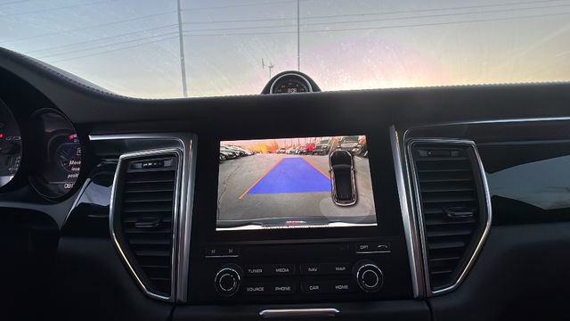 Used 2018 Porsche Macan GTS image 18