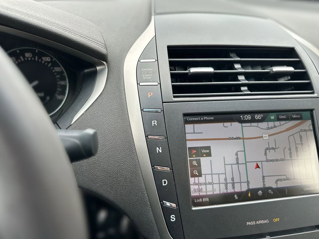 Used 2016 Lincoln MKZ w/ Equipment Group 300A Reserve image 21