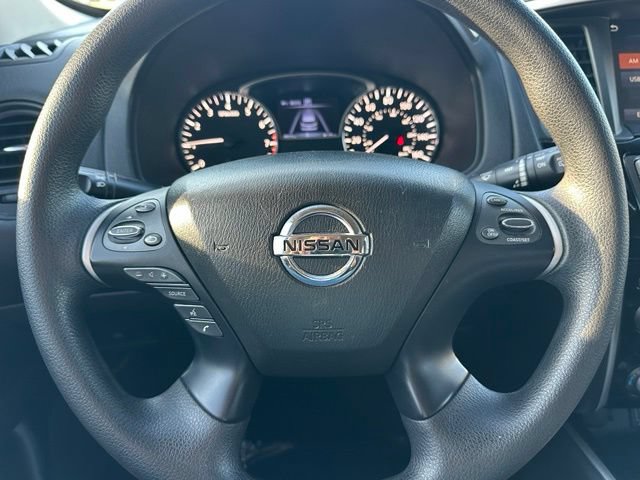 Used 2019 Nissan Pathfinder S AWD/4WD image 41