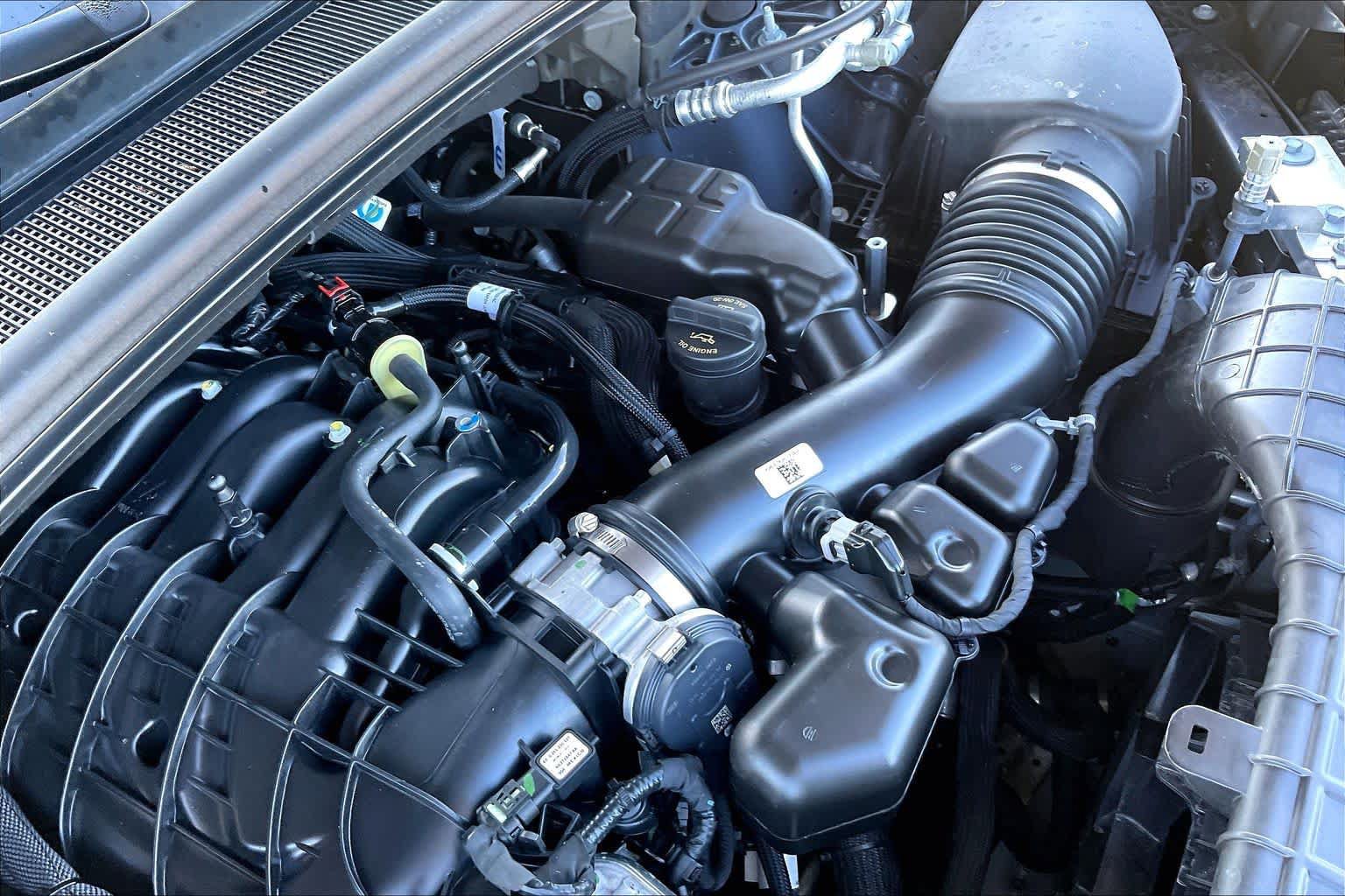 Used 2024 Jeep Grand Cherokee L Laredo RWD image 33