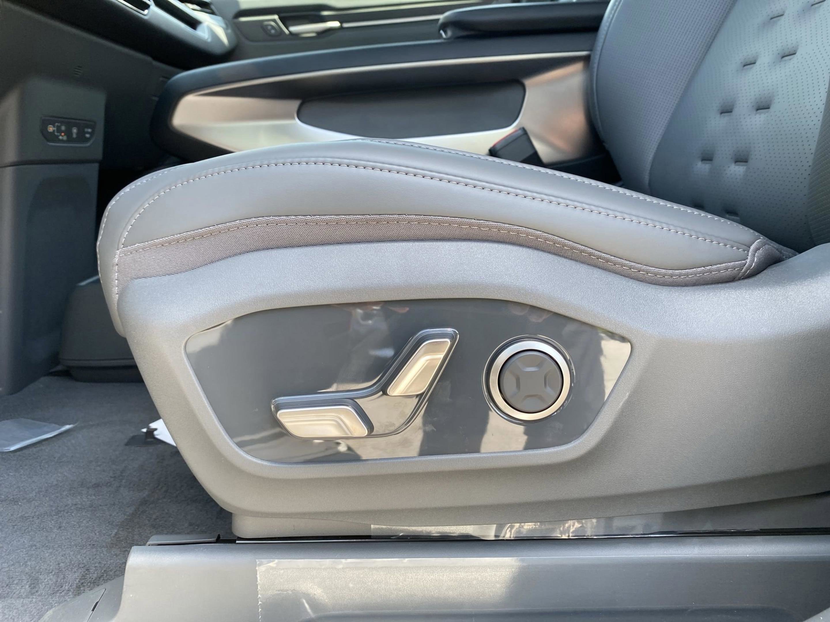New 2026 Kia EV9 Wind AWD/4WD image 18