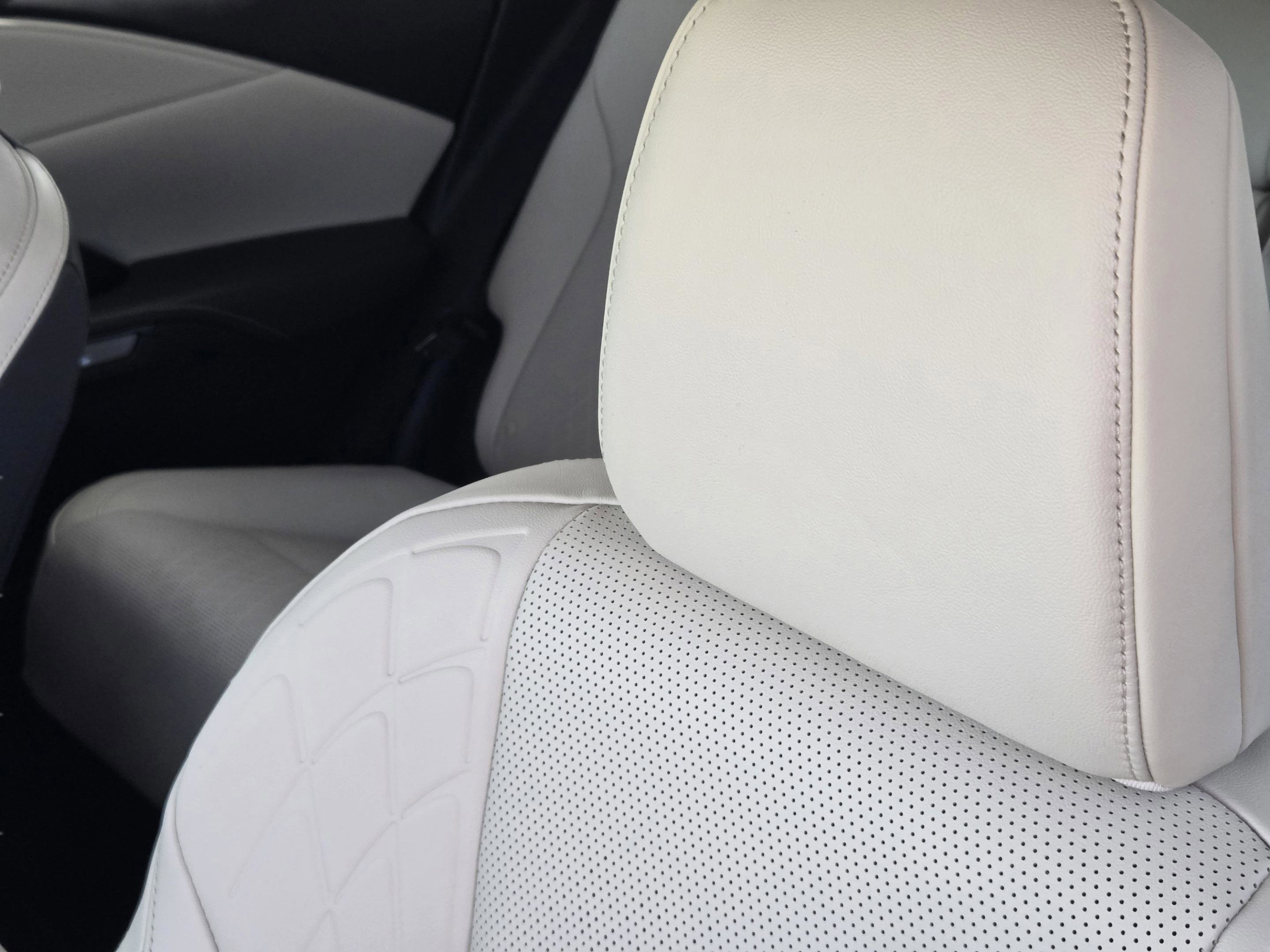 New 2026 Lexus RX 350 FWD image 17