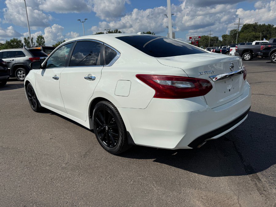 Used 2018 Nissan Altima 2.5 SL FWD image 3