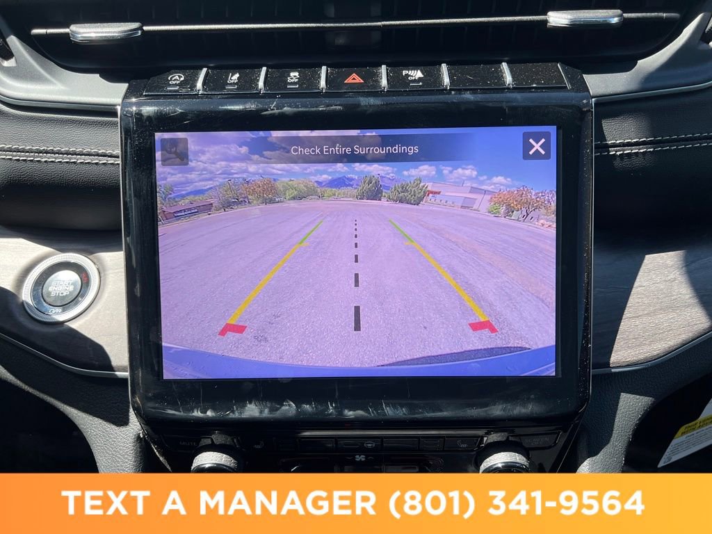 Used 2025 Jeep Grand Cherokee Limited w/ Black Appearance Package image 20