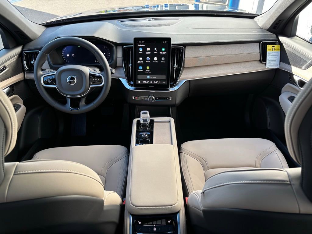 New 2026 Volvo XC90 B6 Plus w/ Protection Package image 9