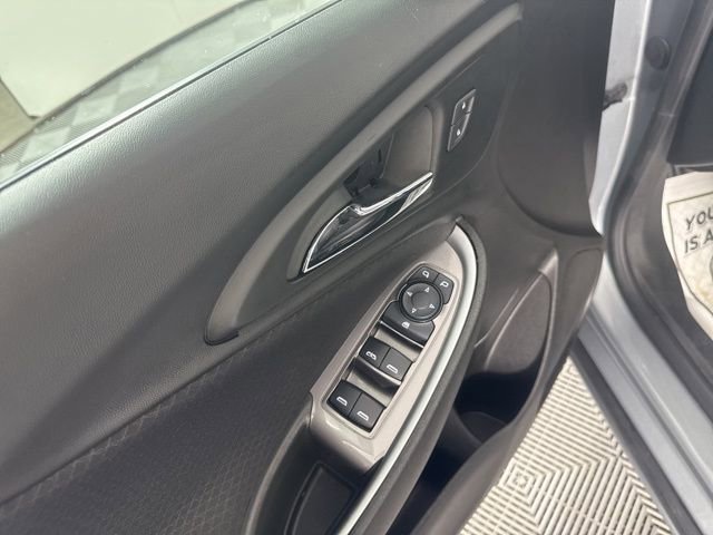 Used 2023 Chevrolet Malibu LT image 27
