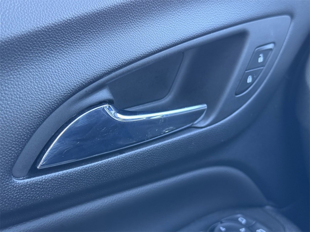 Used 2024 Chevrolet Equinox LT image 24