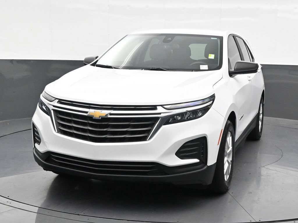 Used 2023 Chevrolet Equinox LS FWD image 9