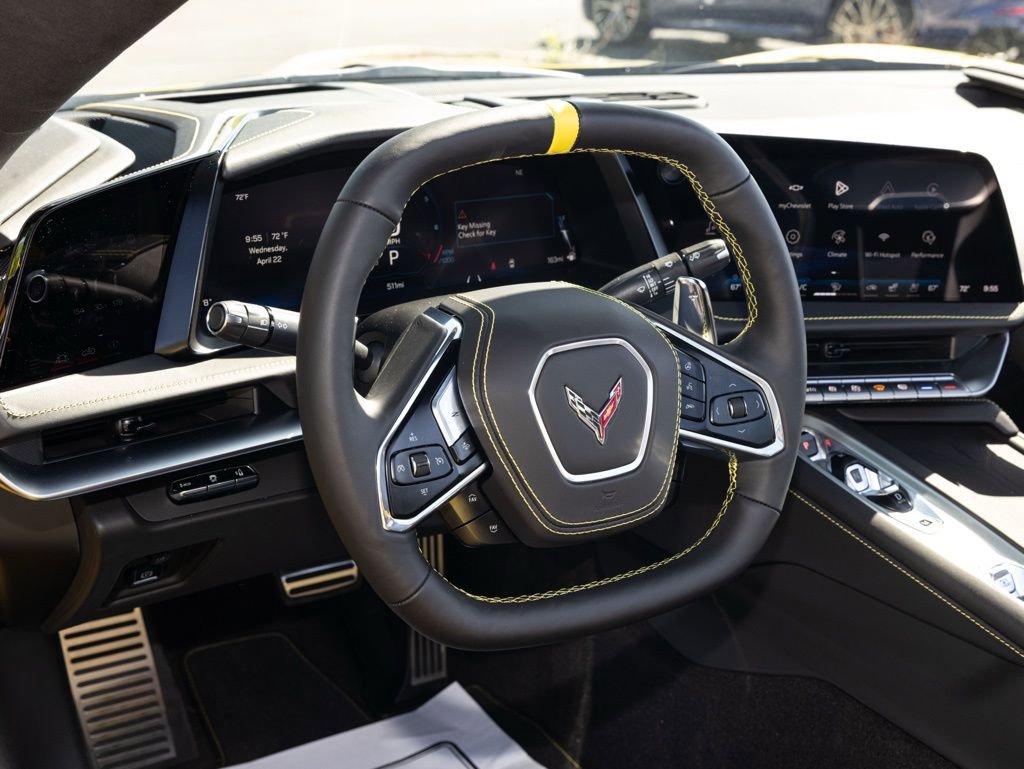Used 2026 Chevrolet Corvette Stingray Premium Conv w/ Z51 Performance Package RWD image 22