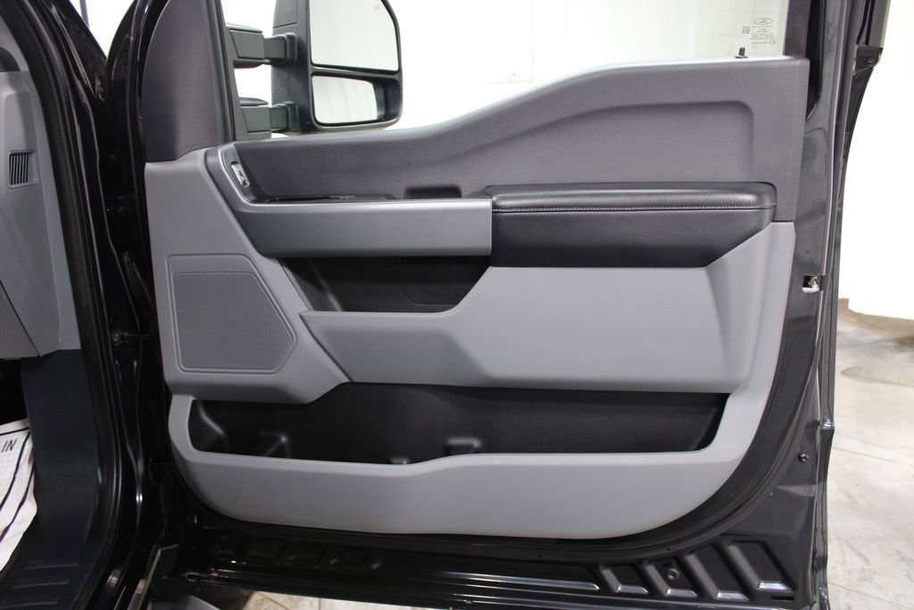 Used 2024 Ford F250 XLT image 37