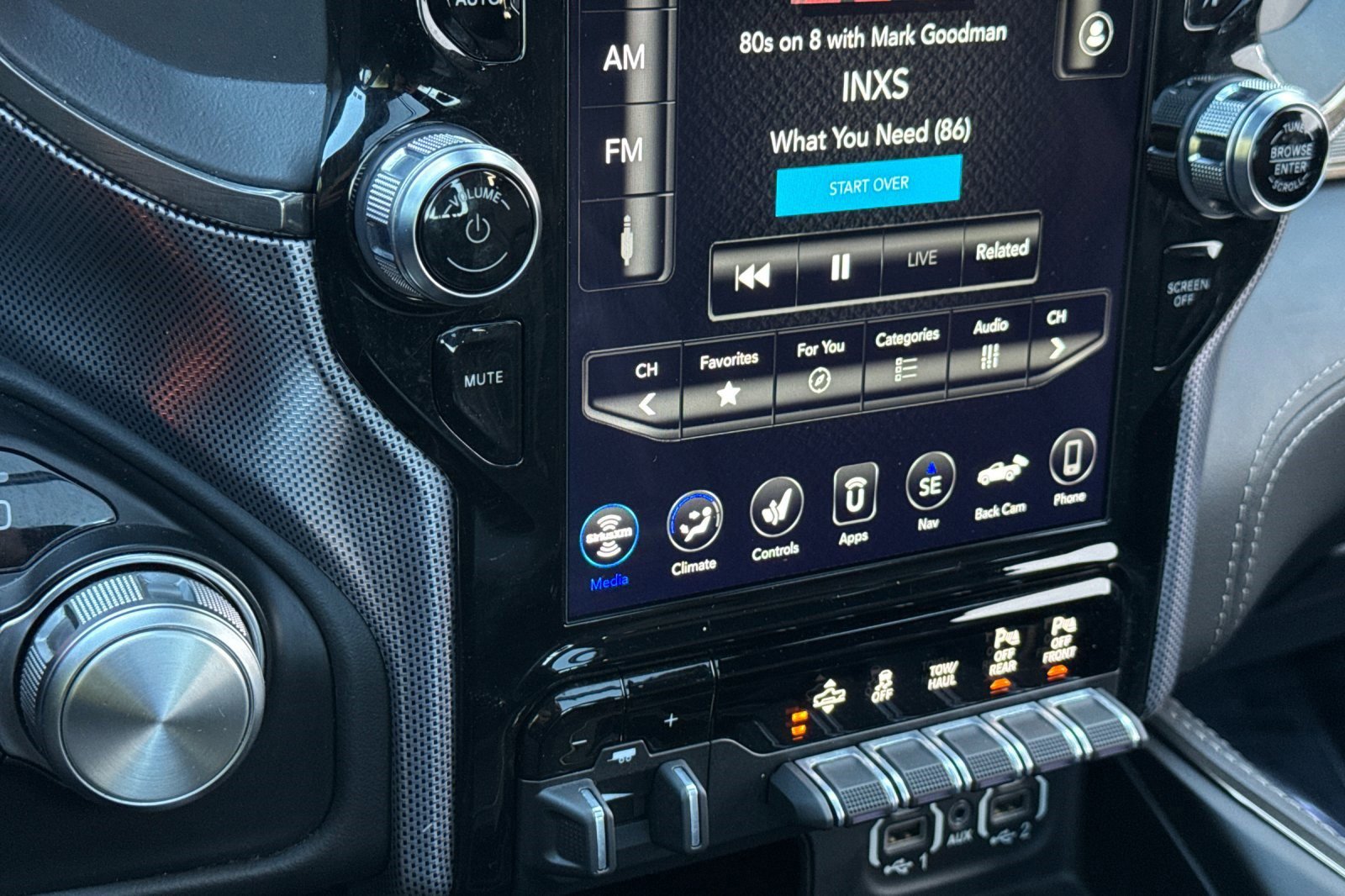 Used 2020 RAM 1500 Limited image 16