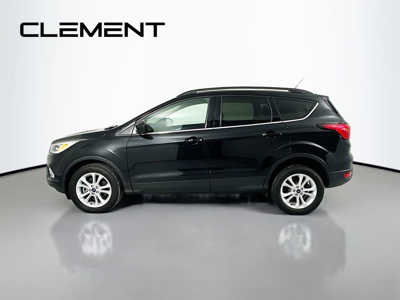 Used 2019 Ford Escape SEL image 4